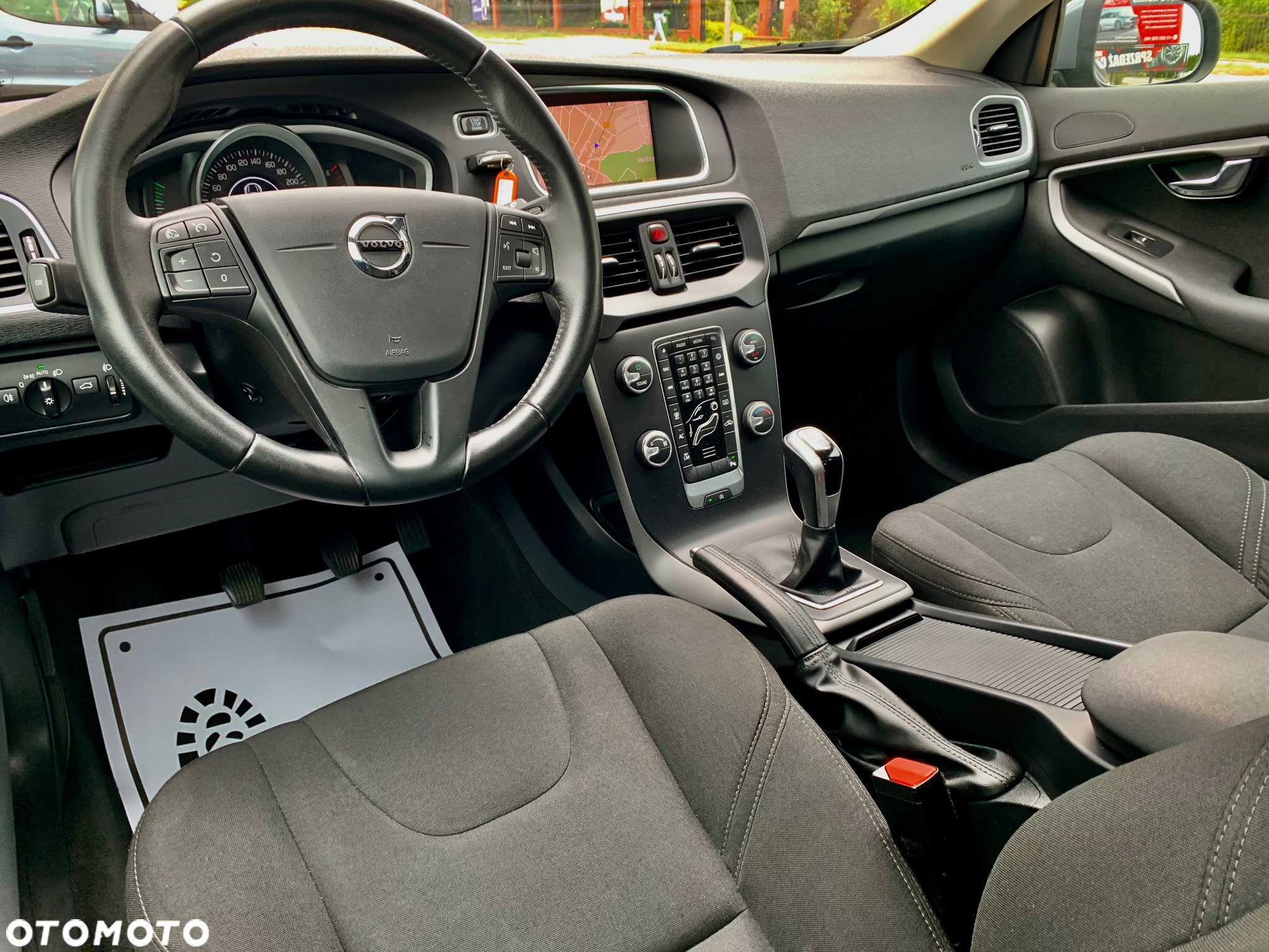 Volvo V40 D2 Drive-E Summum - 17