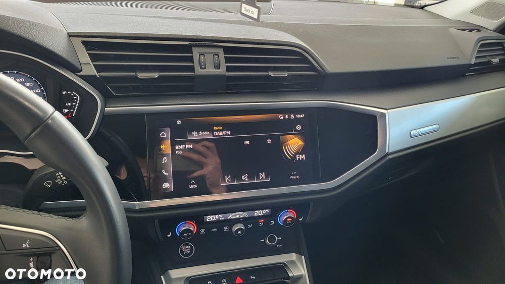 Audi Q3 Sportback - 8