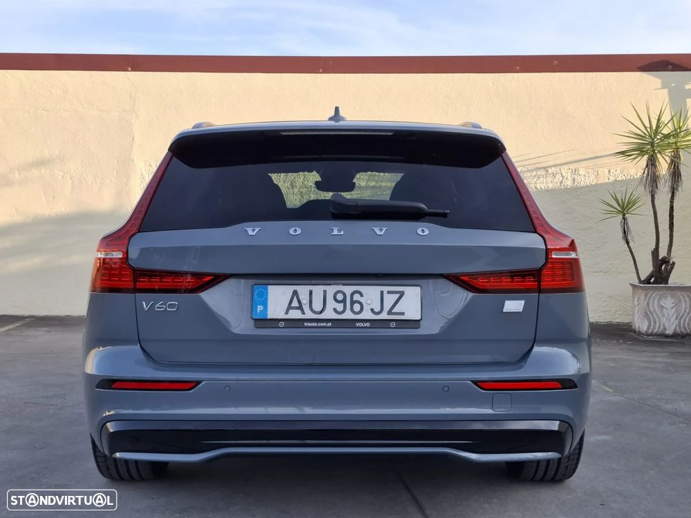 Volvo V60 2.0 T6 AWD TE R-Design - 17