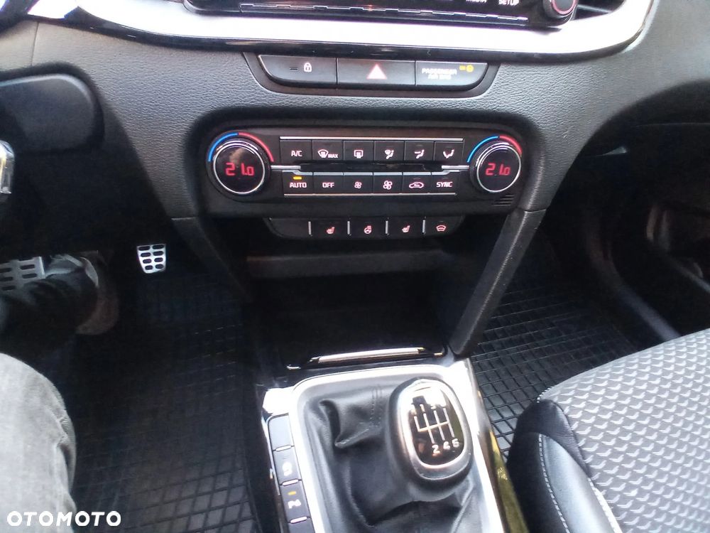 Kia Ceed 1.5 T-GDI L Business Line Plus - 21