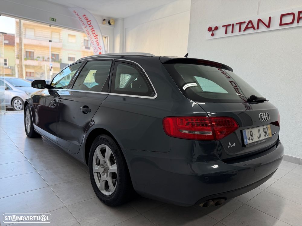 Audi A4 Avant 2.0 TDI Advance - 4