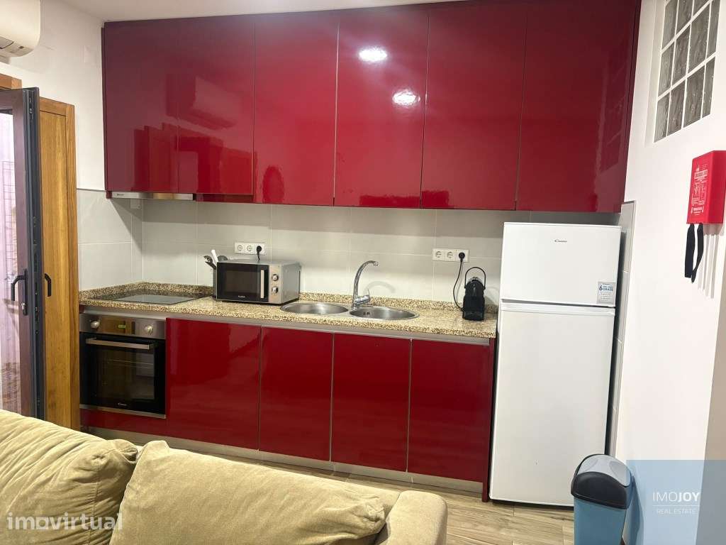 Moradia T2 Duplex Remodelada com Terraço no Centro do Porto - Grande imagem: 5/28