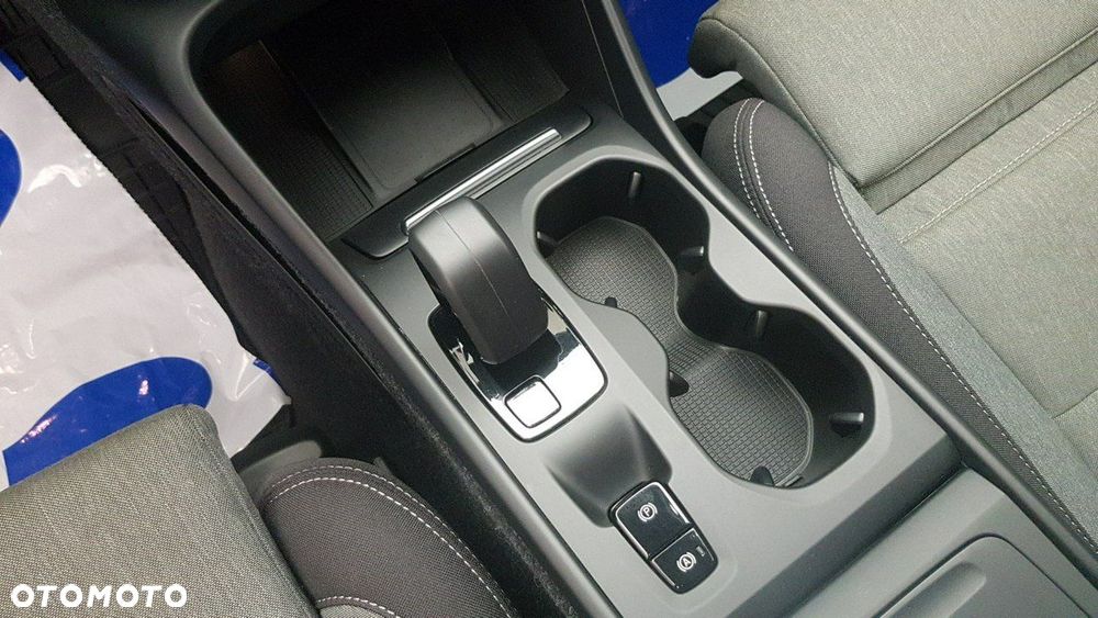 Volvo XC 40 - 24