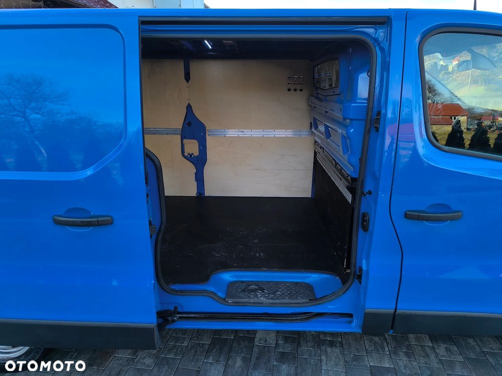 Renault Trafic - 8