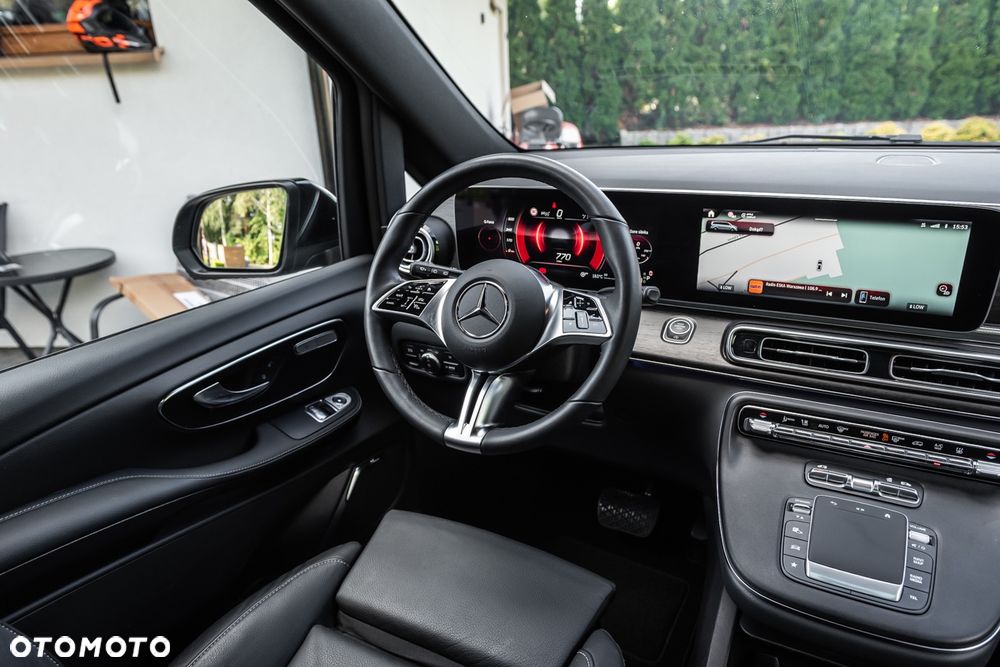 Mercedes-Benz Klasa V 300 d lang 4Matic 9G-TRONIC Exclusive Edition - 11