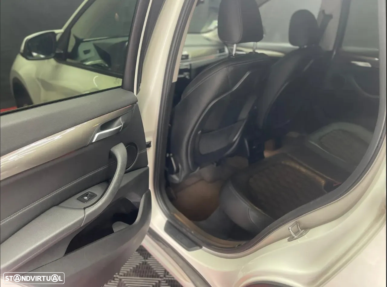 BMW X1 16 d sDrive Advantage - 16