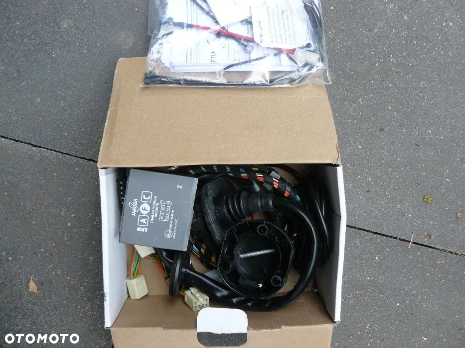 Toyota Yaris 11-14 wiązka elektryczna moduł Erich Jaeger 150 ZŁ TANIEJ - 2