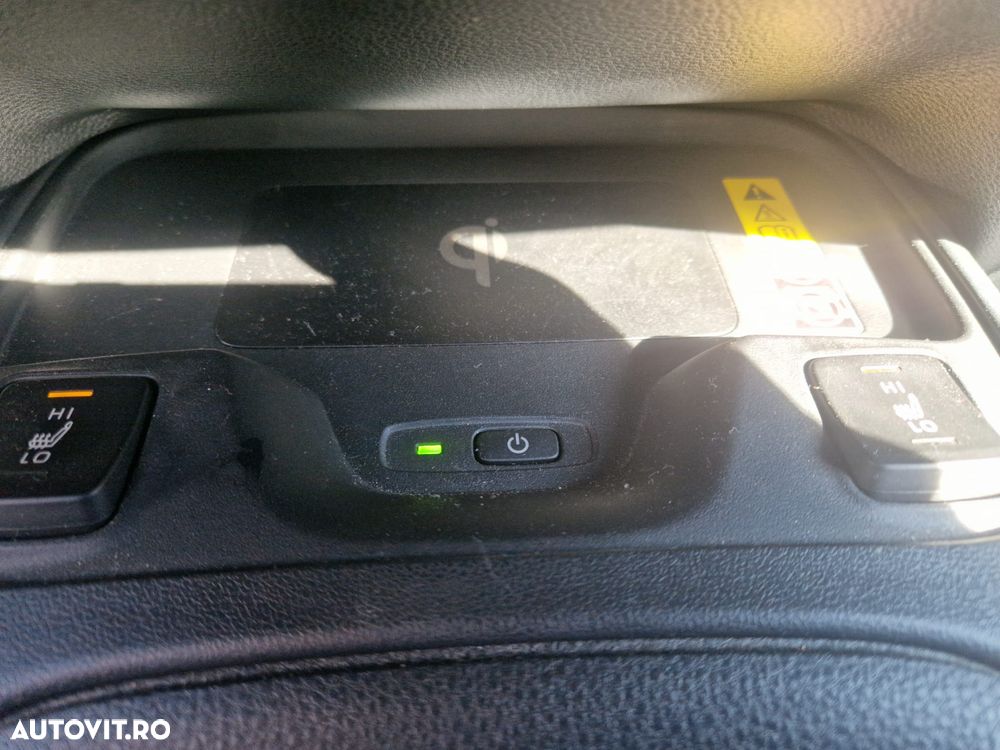 Toyota Corolla 1.8 HSD Dynamic - 18