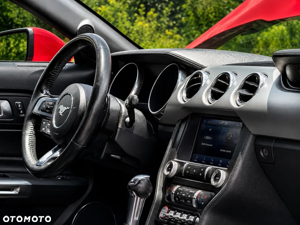 Ford Mustang - 10