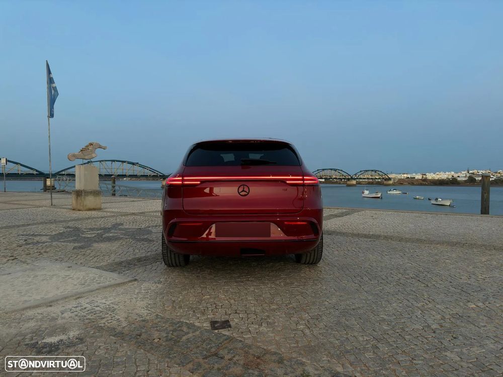 Mercedes-Benz EQC 400 4Matic AMG Line Electric Art - 38