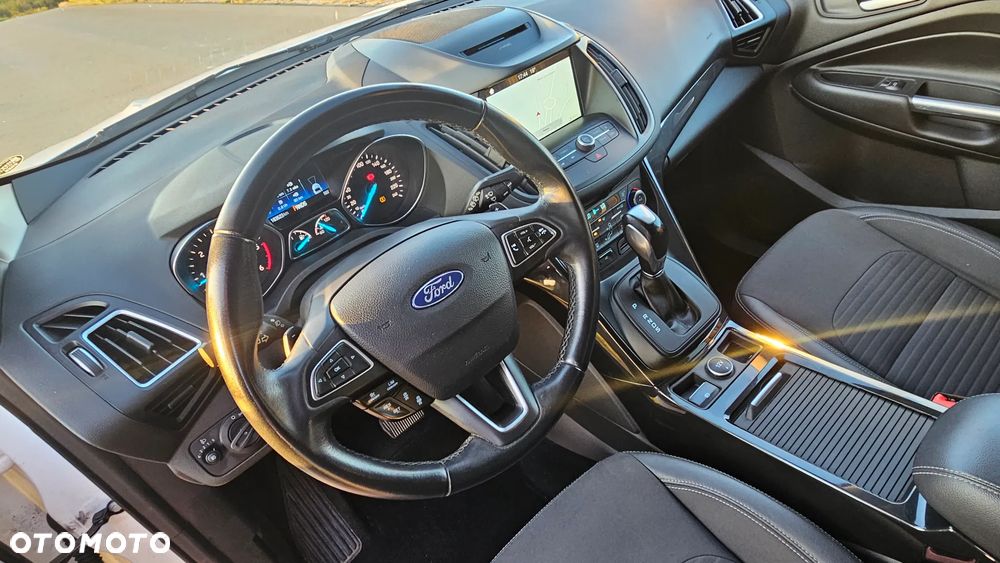 Ford Kuga 2.0 TDCi 4WD Titanium Plus - 22