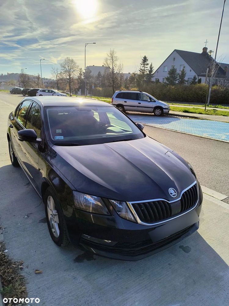 Skoda Octavia 2.0 TDI Ambition DSG - 2
