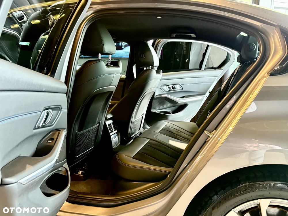 BMW Seria 3 320d xDrive mHEV M Sport sport - 20