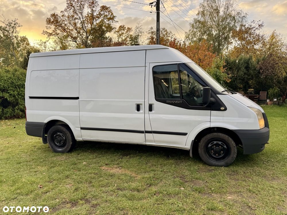 Ford Transit - 19
