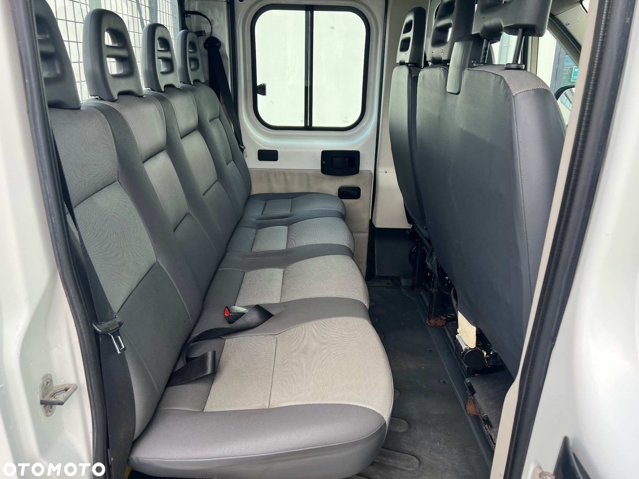 Peugeot Boxer Doka 7 Osób 3.0 HDI 177KM - 25