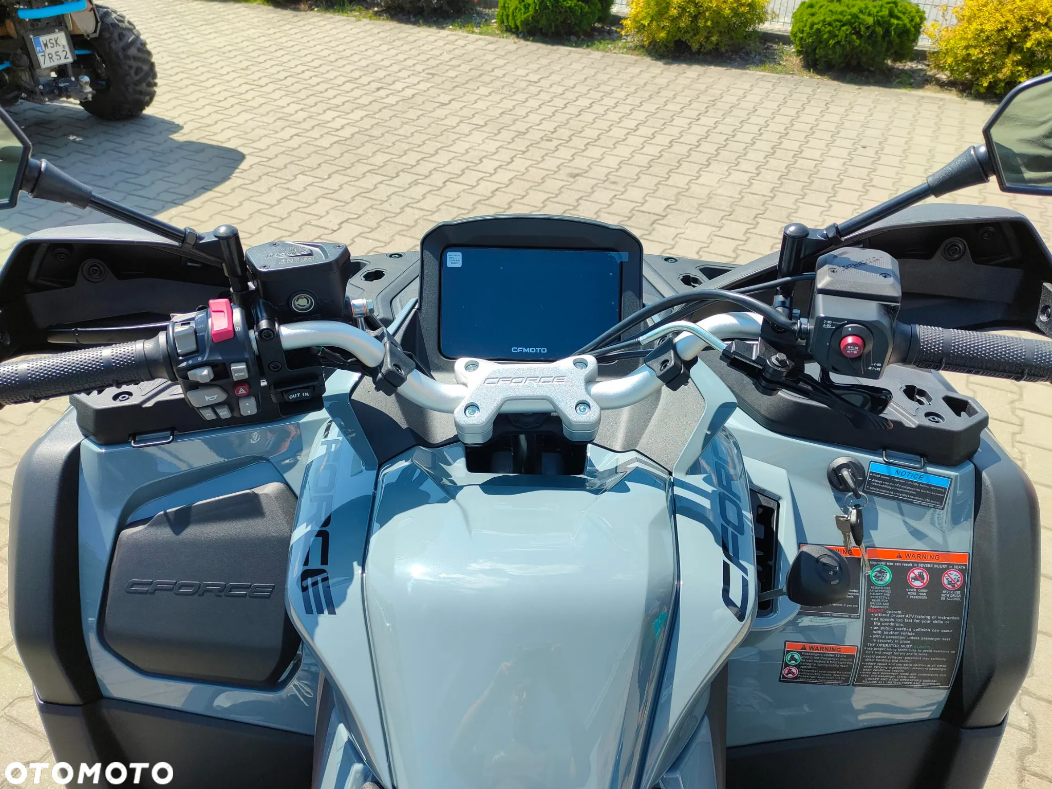 CFMoto CForce - 18