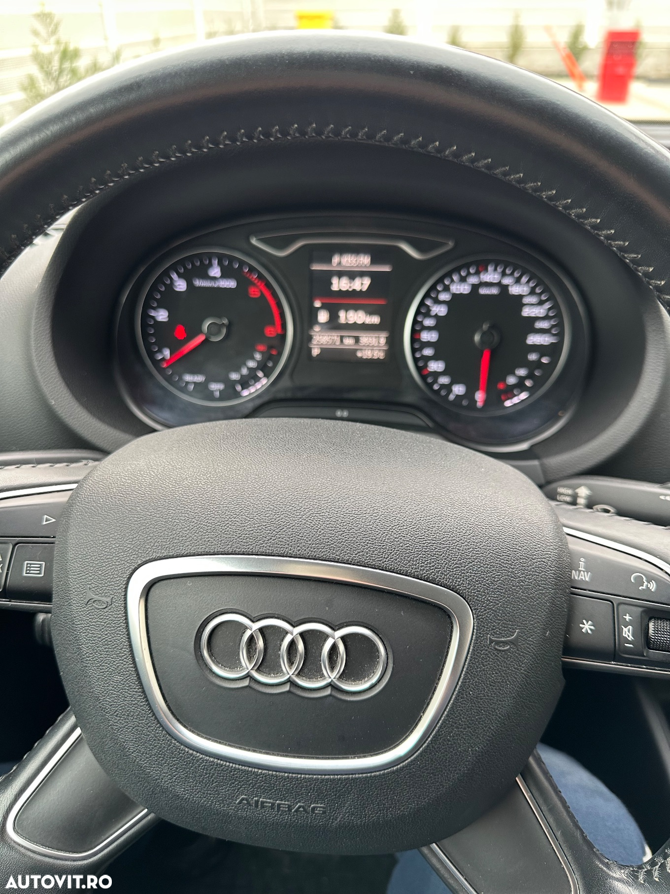 Audi A3 30 TDI Sportback S tronic design - 17