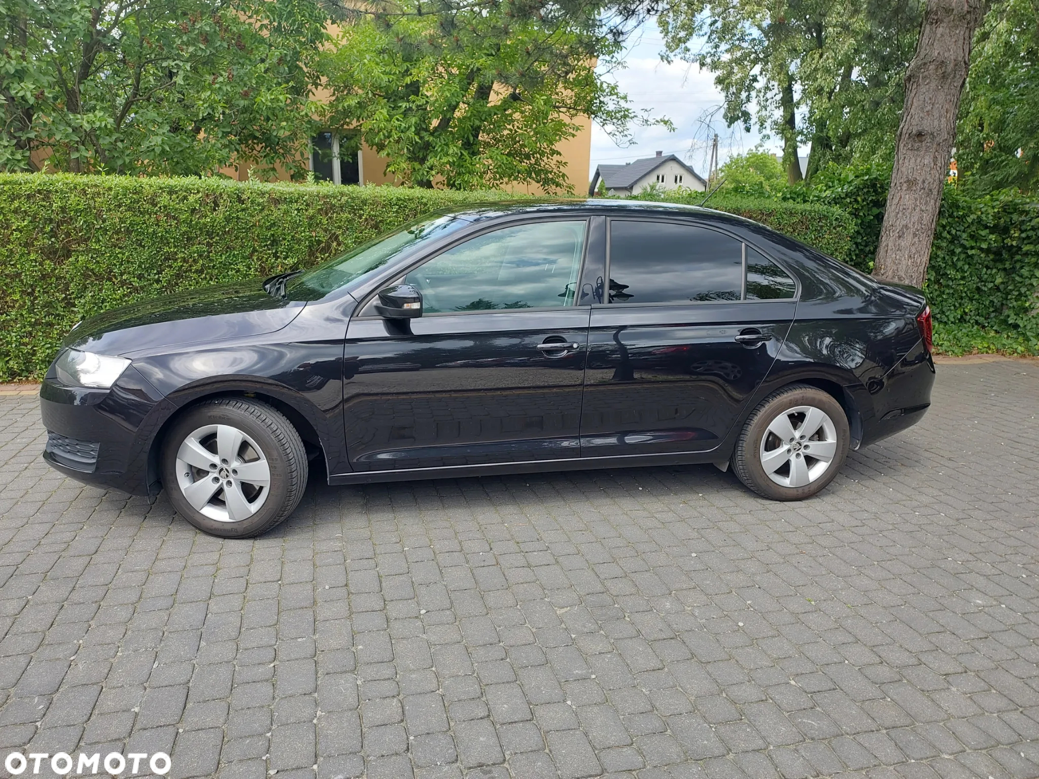 Skoda RAPID 1.0 TSI Ambition - 2