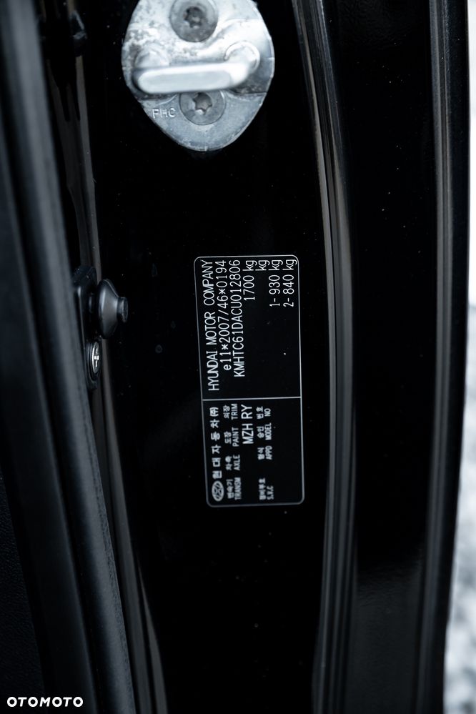 Hyundai Veloster 1.6 Premium - 21