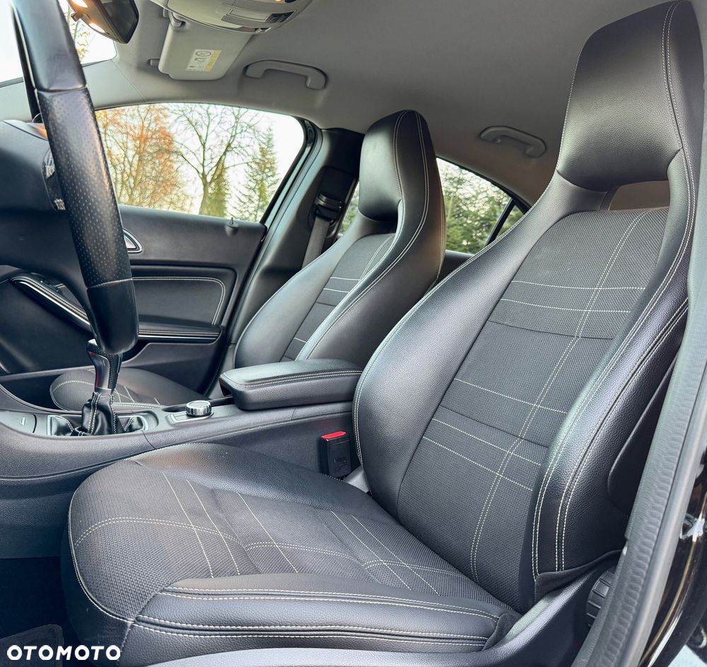 Mercedes-Benz Klasa A 180 Activity Edition - 27