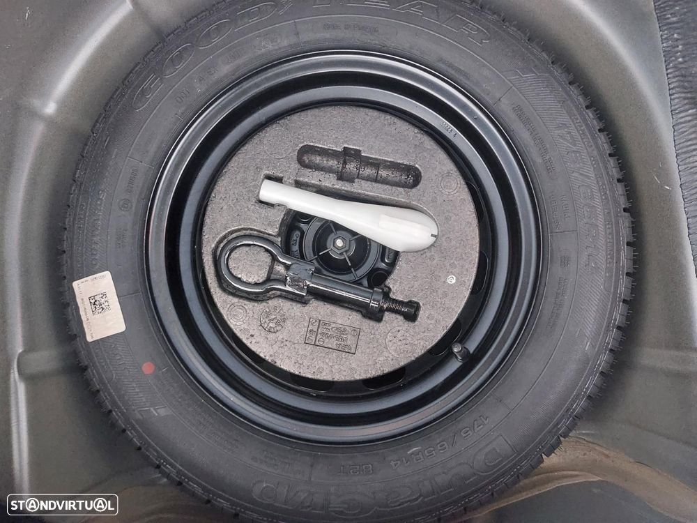 Ford Fiesta 1.0 Ti-VCT Trend - 35