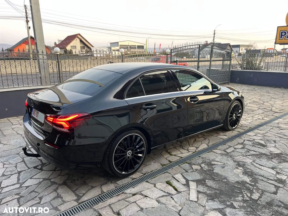 Mercedes-Benz A 180 - 4