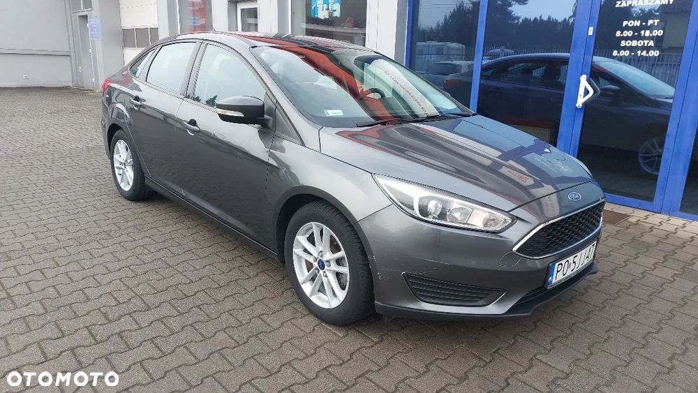 Ford Focus 1.5 EcoBoost Trend ASS PowerShift - 2