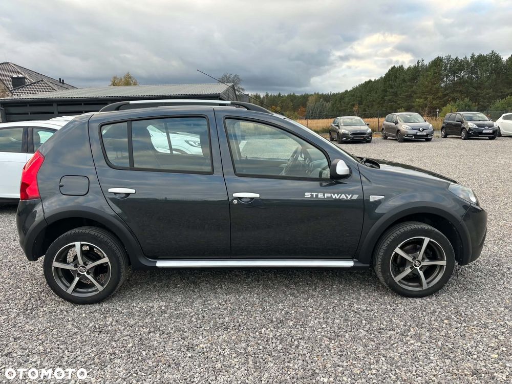 Dacia Sandero Stepway 1.6 - 10