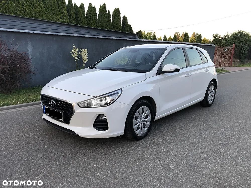 Hyundai i30 1.6 CRDi BlueDrive Comfort DCT - 9