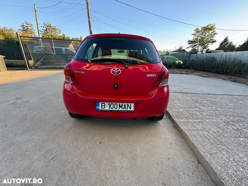 Toyota Yaris - 2