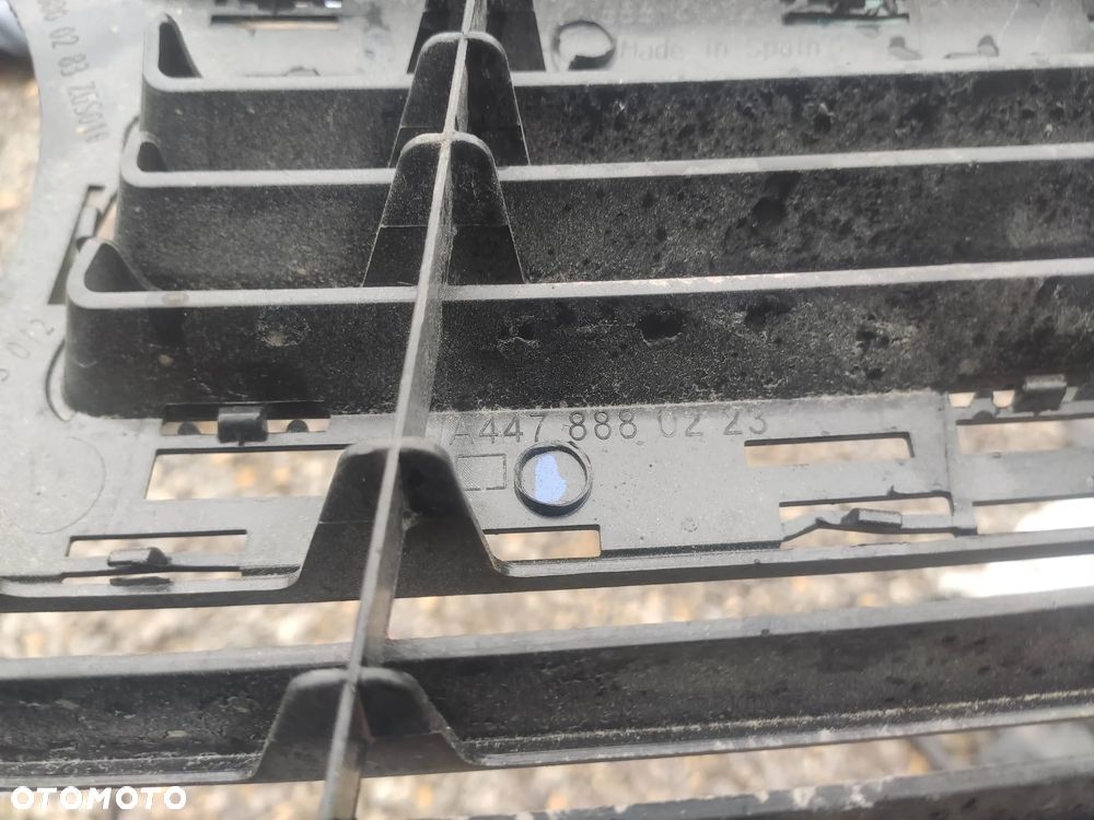 CC Grill Atrapa Przód Mercedes V-Klasa W447 Pod Kamere a4478801901 - 7