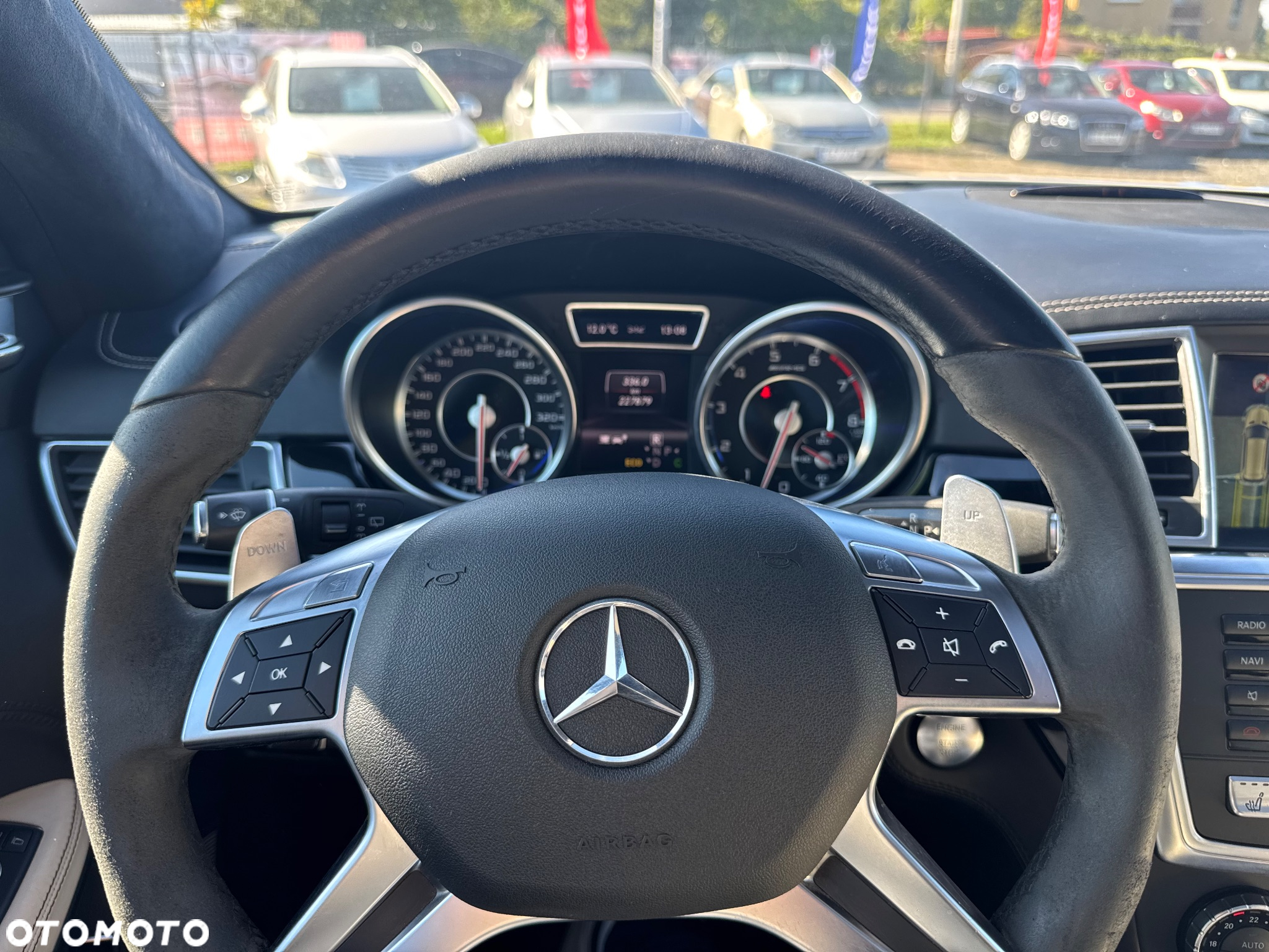 Mercedes-Benz GL 63 AMG - 37
