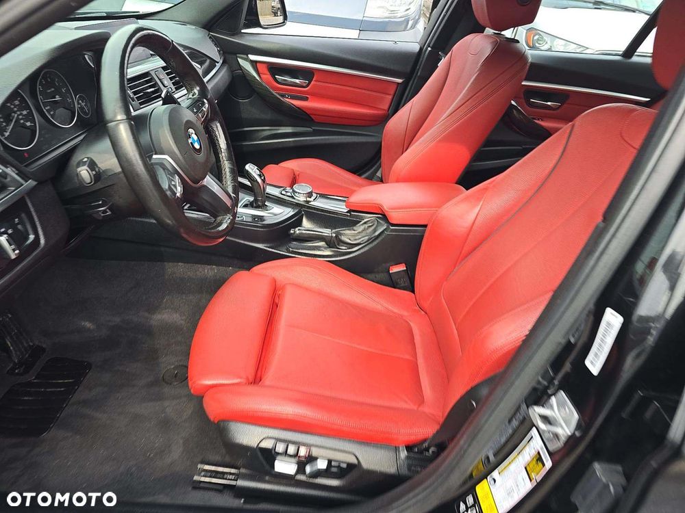 BMW Seria 3 330i xDrive M Sport - 5