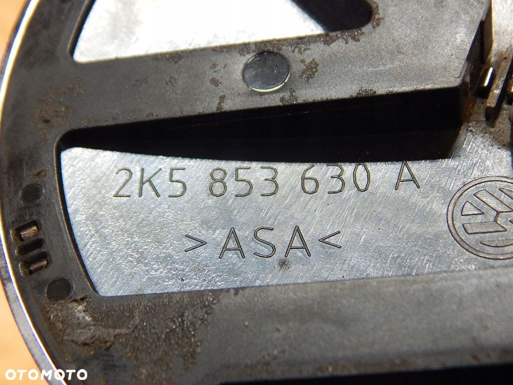 vw t5 lift t6 caddy emblemat logo znaczek klapy tył 2k5853630a - 2