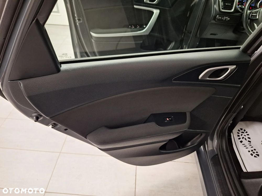 Kia Ceed 1.4 CVVT Dream Team Edition - 22