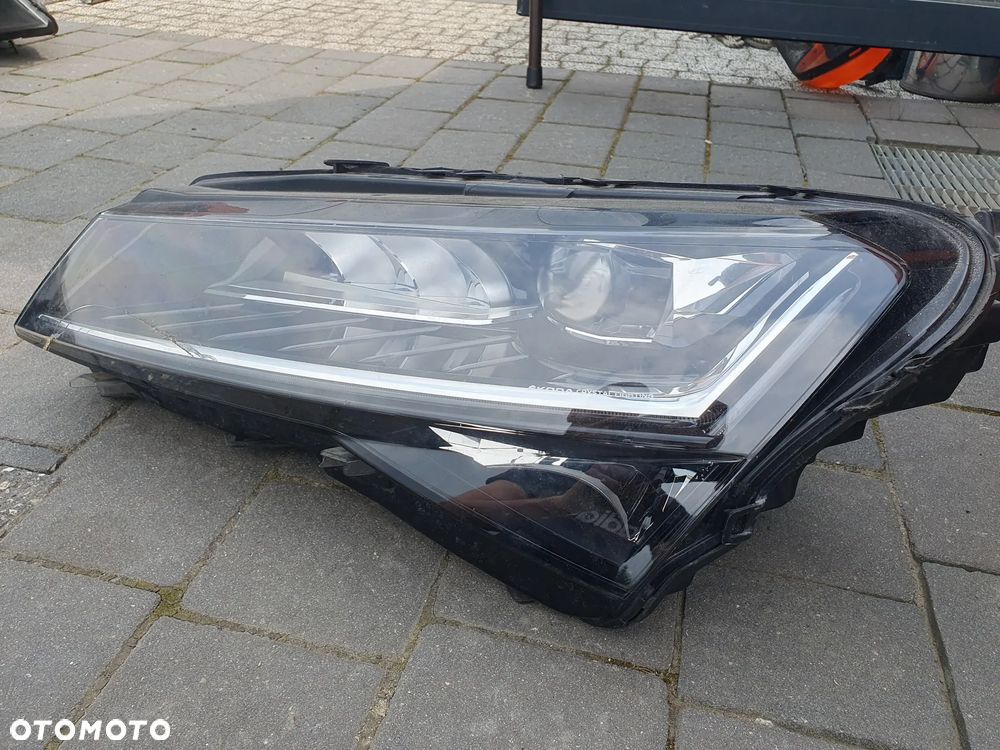 SKODA SUPERB 3 III LAMPA LEWA PRZEDNIA FULL LED LIFT LIFTING 19- 3v1 941 015d uszkodzona - 2