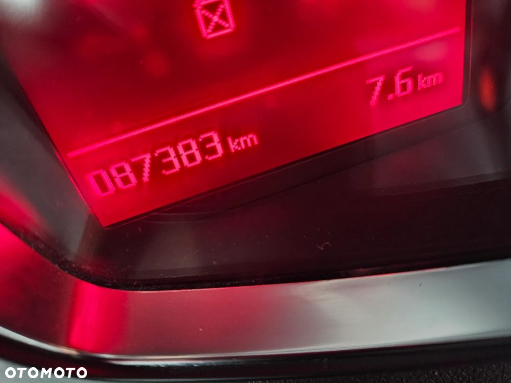 Citroën DS5 1.6 THP SoChic - 23