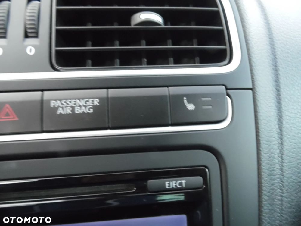 Volkswagen Polo 1.4 16V Highline DSG - 18