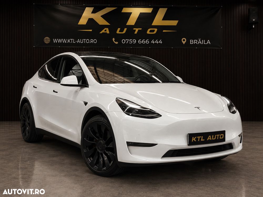 Tesla Model Y - 2