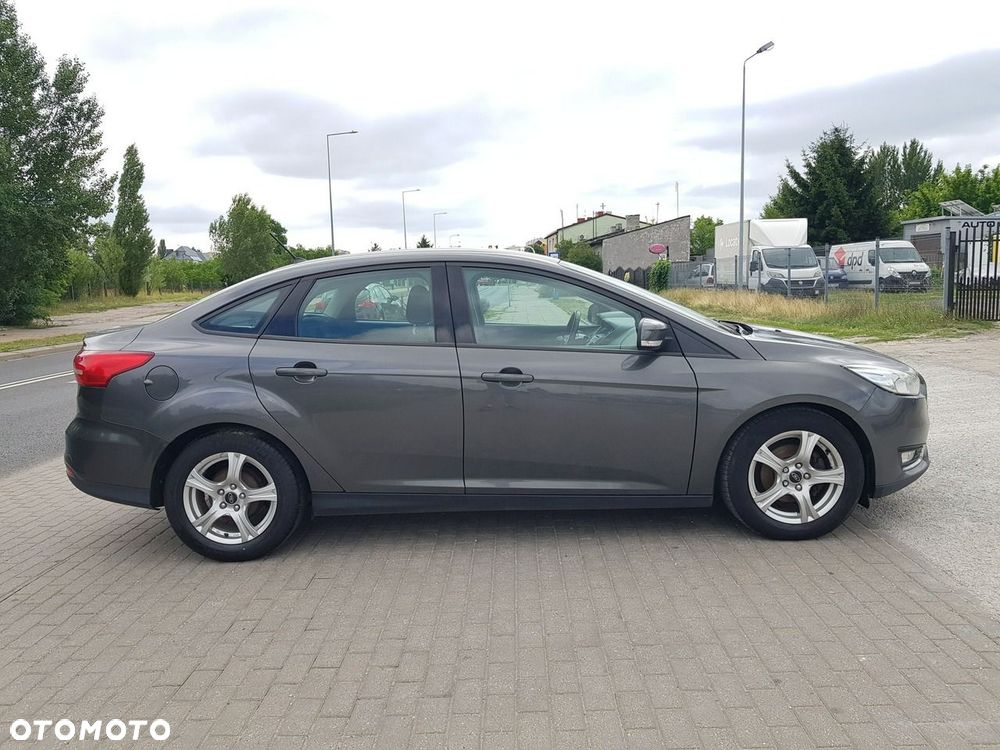 Ford Focus - 4