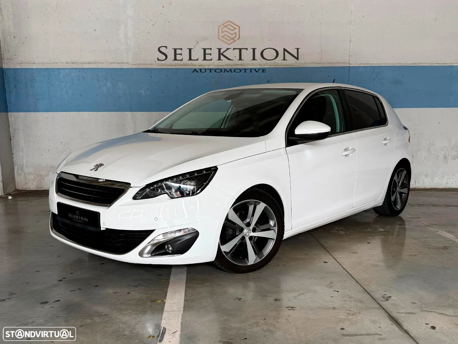 Peugeot 308 1.2 PureTech Allure Full LED - 1