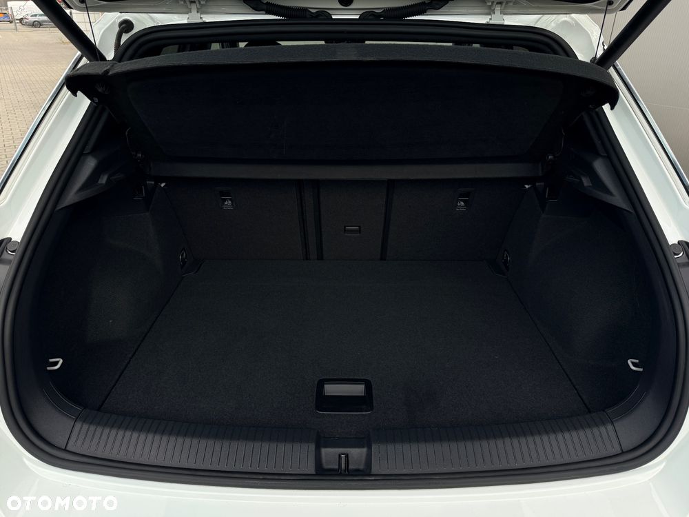 Volkswagen T-Roc 1.5 TSI OPF DSG R-Line - 29