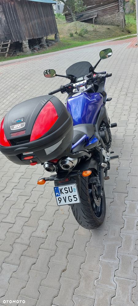 Yamaha FZ6 - 3