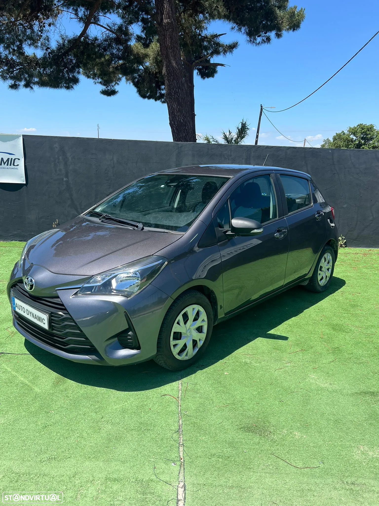 Toyota Yaris - 2