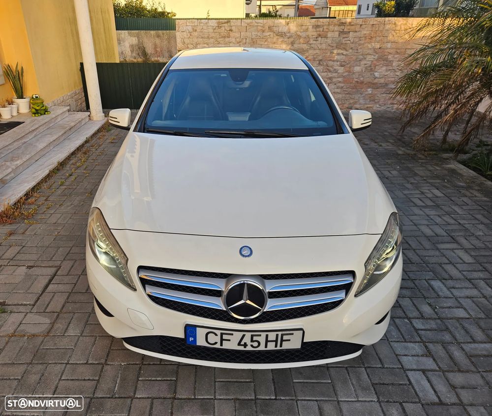 Mercedes-Benz A 180 CDI (BlueEFFICIENCY) Urban - 12