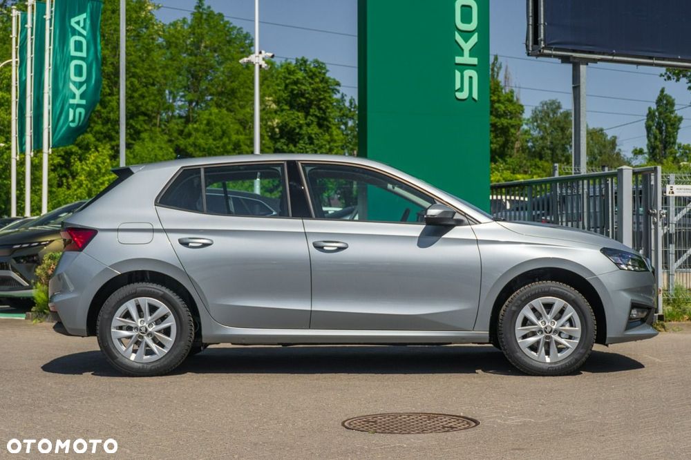 Skoda Fabia - 6