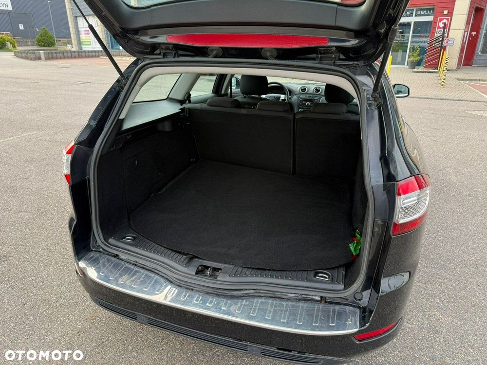 Ford Mondeo - 13