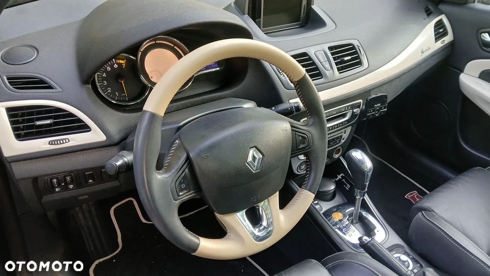 Renault Megane 2.0 140 CVT Floride Collection 2013 - 18