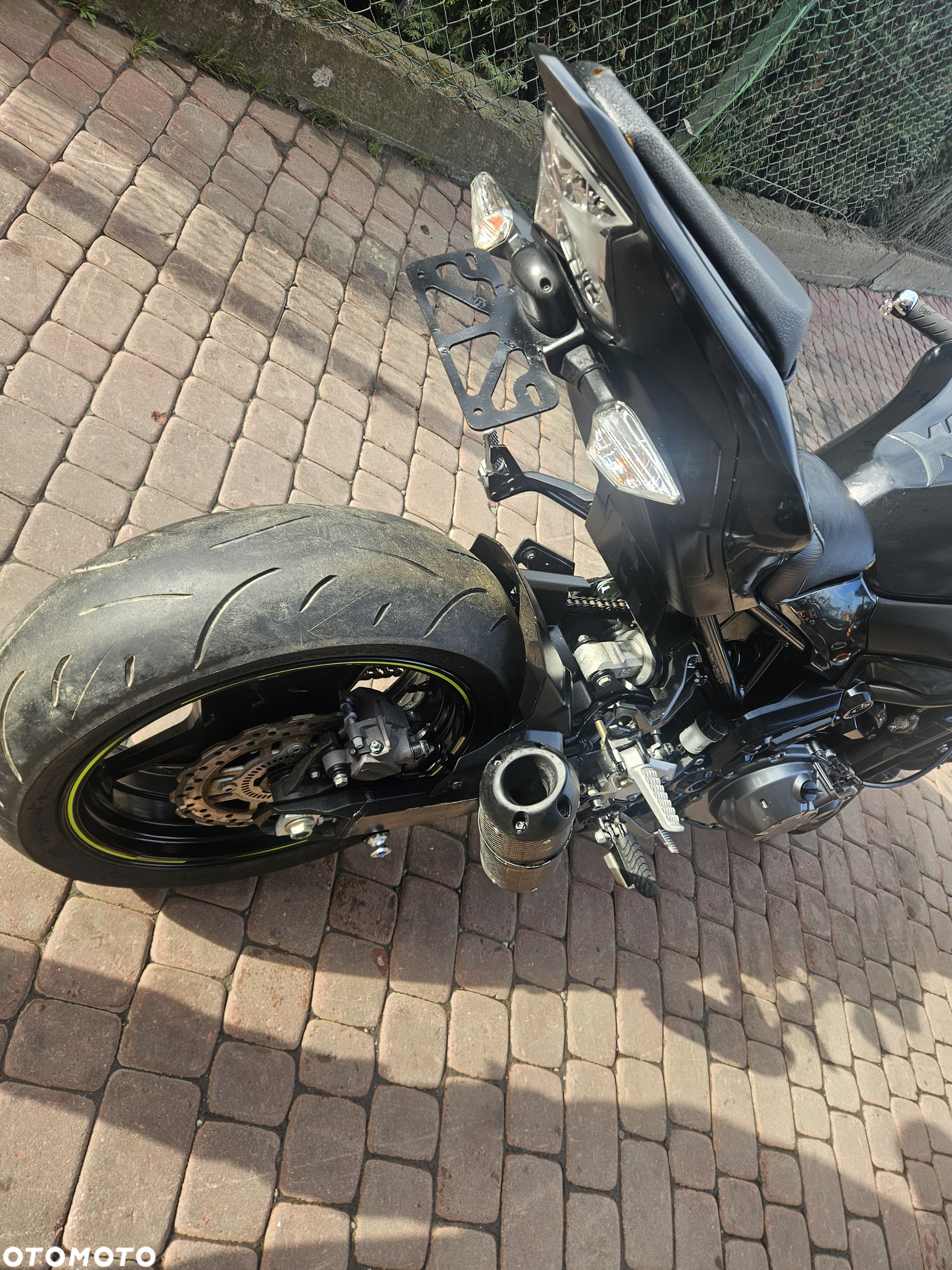 Kawasaki Z 900 - 16