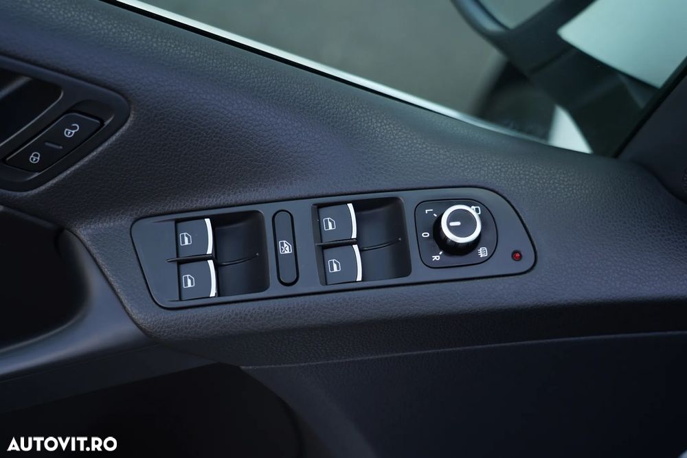 Volkswagen Tiguan - 27